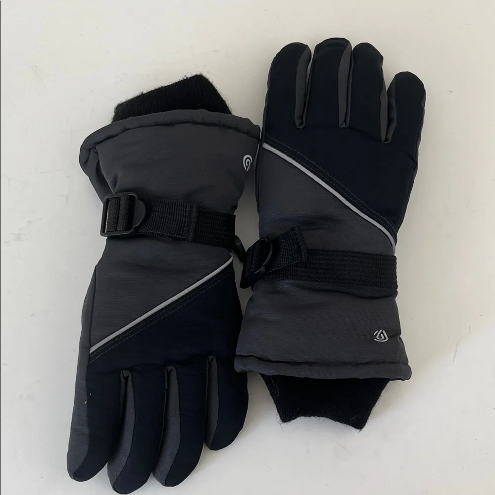 Champion Waterproof Black and Gray Boys Snow Gloves